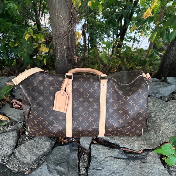 Louis Vuitton M41416 Bandoulière 50 & Louis Vuitton M23203
Horizon 55 combo - Picture 8 of 17